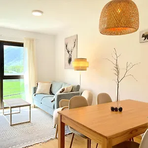 De Disseny Rustic Amb Vistes By Rural D'aneu Apartamento